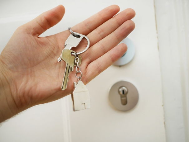 https://JudyL.StopRentingStartOwning.com